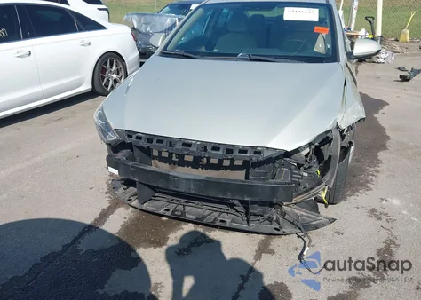 2017 Hyundai Elantra Se from USA, damaged, VIN 5NPD74LF8HH113729